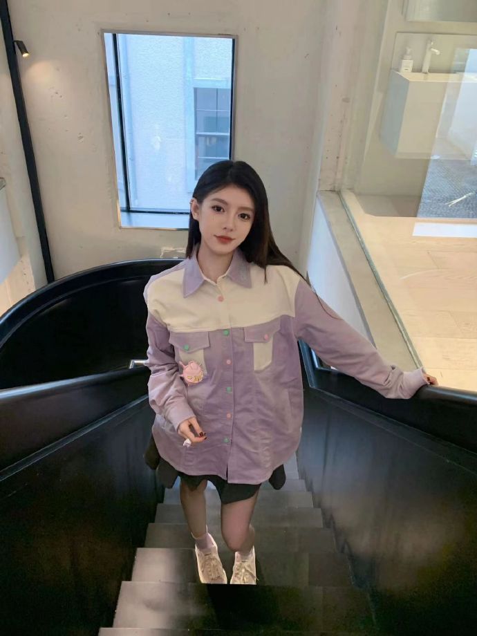 威尔·法瑞尔新作Netflix夺冠，专业影评人评分却褒贬不一